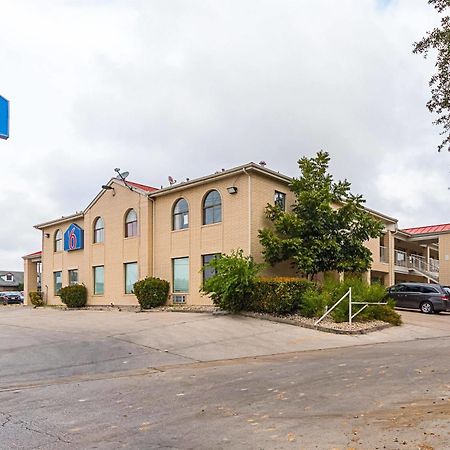 Motel 6-San Antonio, Tx - Fiesta Trails Luaran gambar