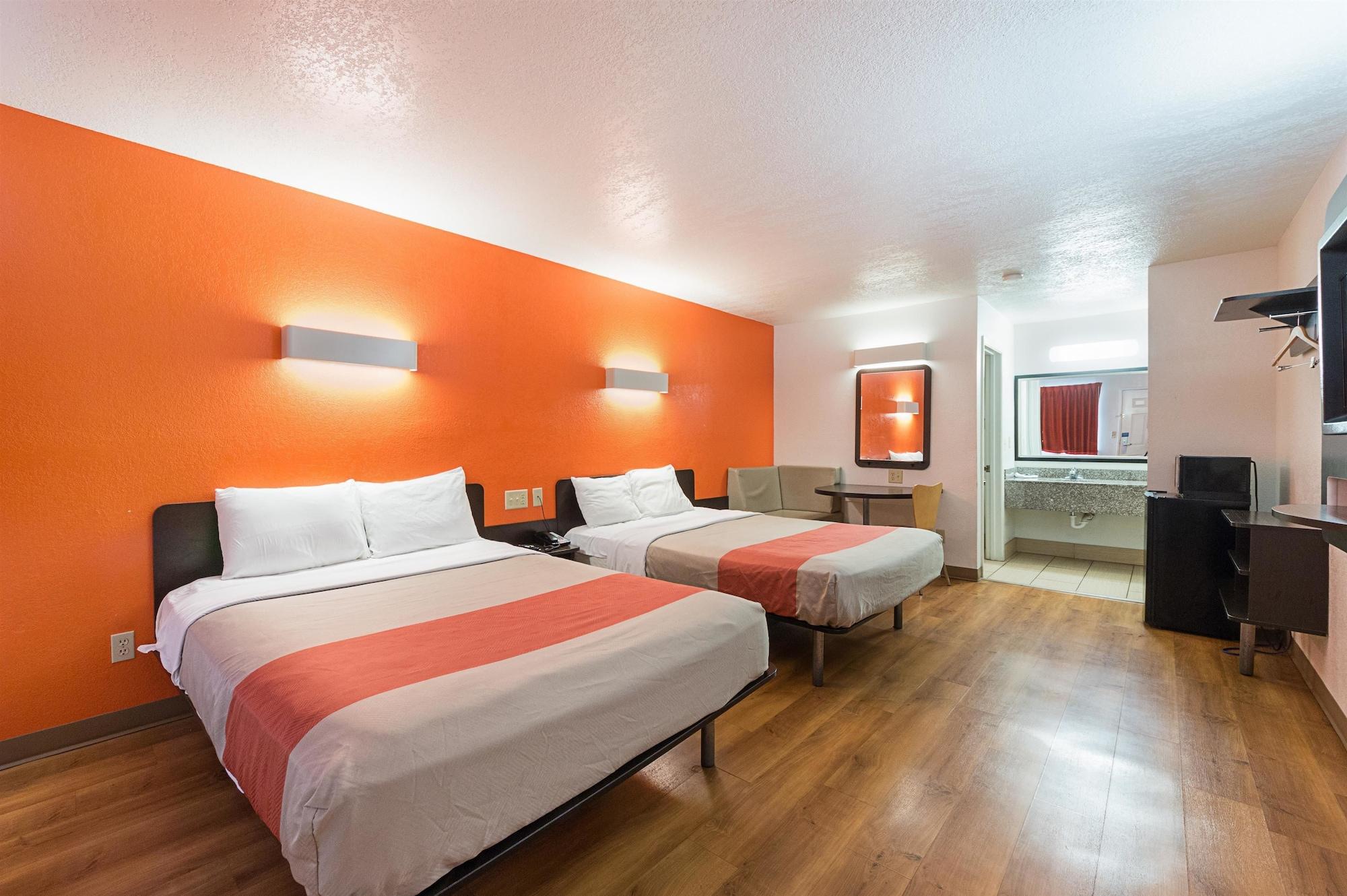 Motel 6-San Antonio, Tx - Fiesta Trails Luaran gambar