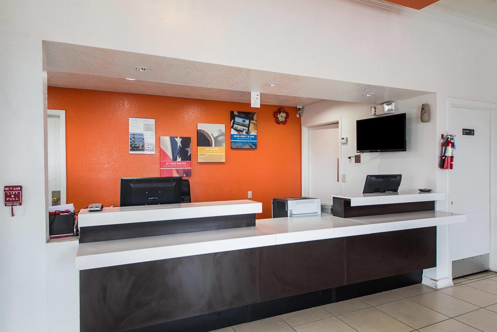 Motel 6-San Antonio, Tx - Fiesta Trails Luaran gambar