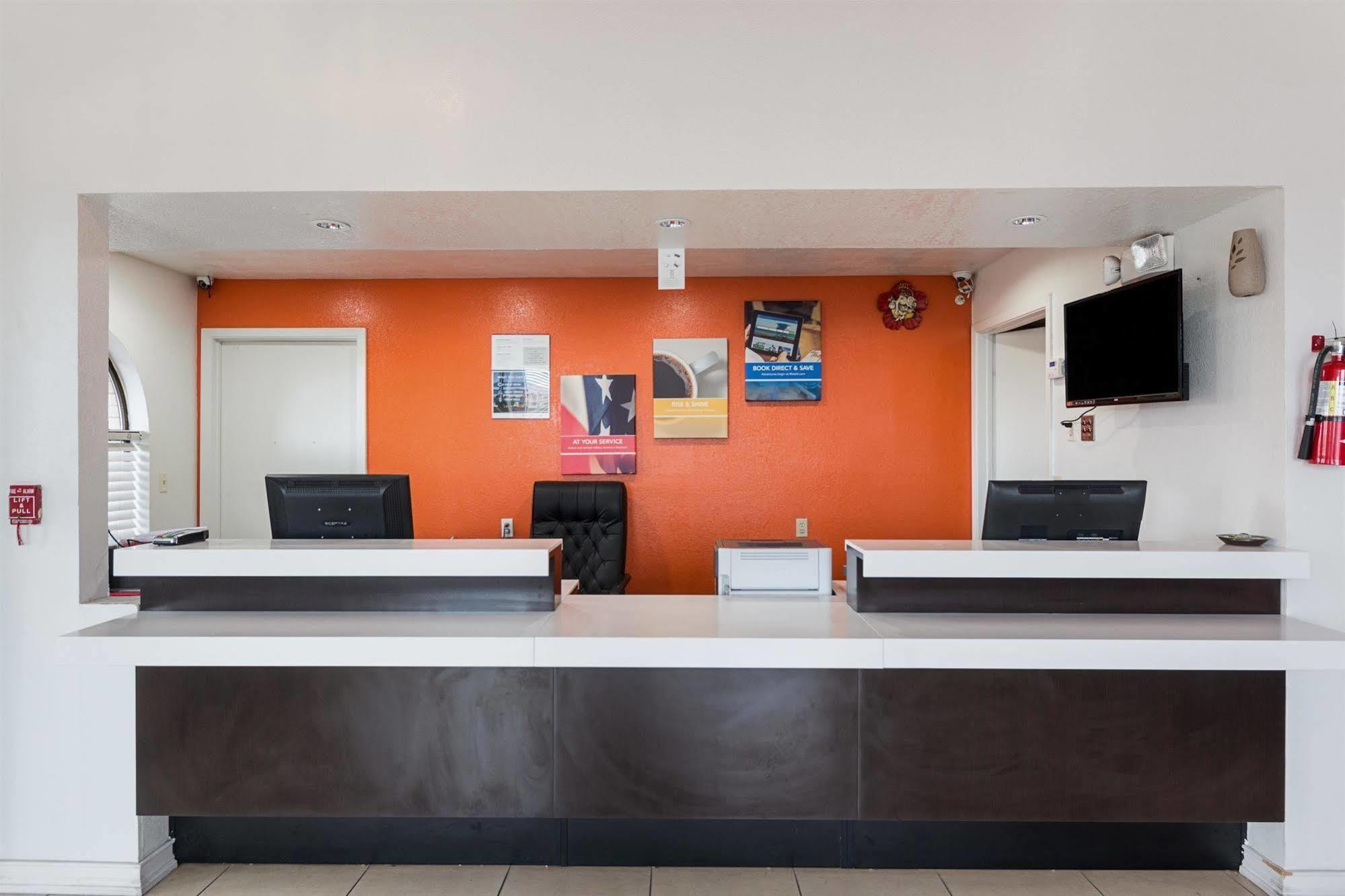 Motel 6-San Antonio, Tx - Fiesta Trails Luaran gambar